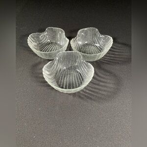 Arcoroc Coquillage 4.5” Shell-Shaped Dessert Bowls.  Set of 3.